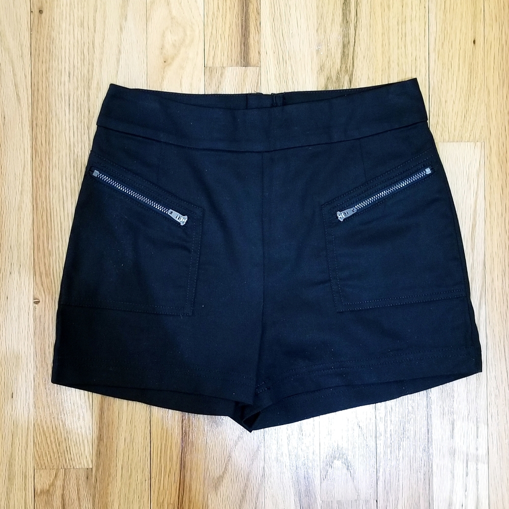 NWOT NEW Urban Outfitters Silence + Noise High-Waisted Black Mini Shorts